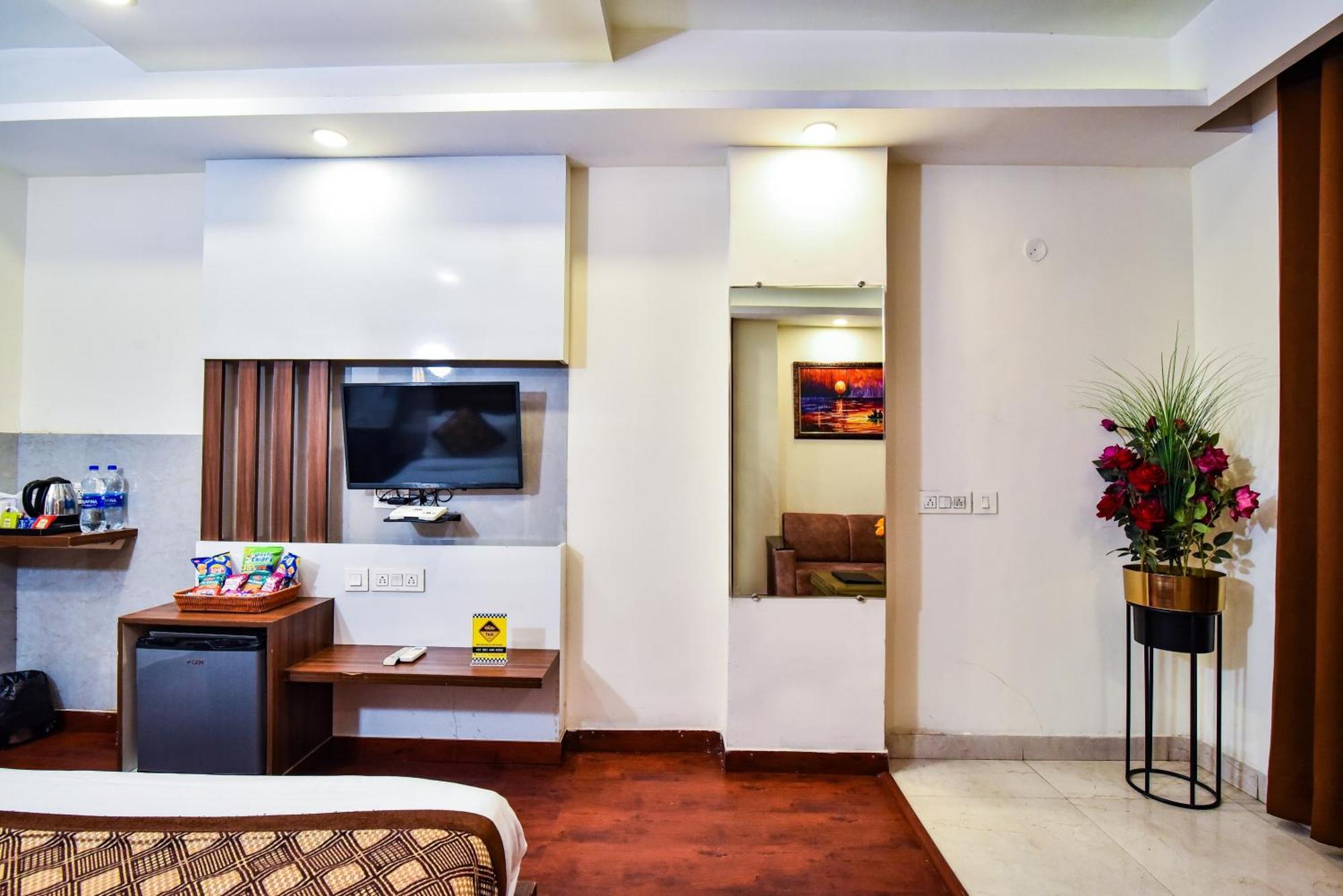 Hotel Pinaz Royale Amritsar Exterior foto